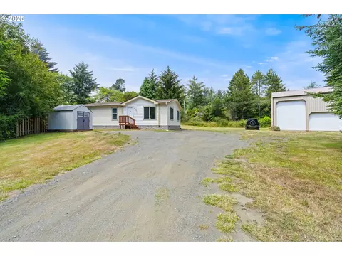 62958 SW 10th Rd, Coos Bay, OR 97420