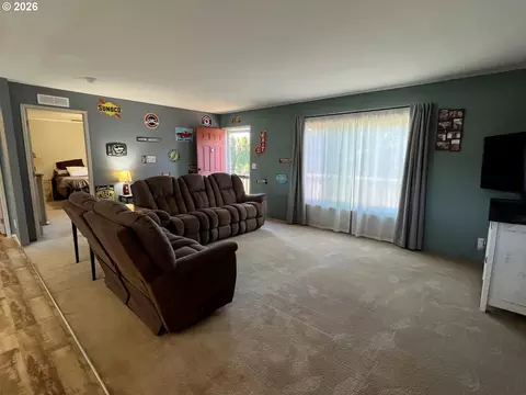 Other - 92063 Spicer Ln, Springfield, OR 97478 photo 5 of 17
