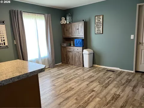Other - 92063 Spicer Ln, Springfield, OR 97478 photo 3 of 17
