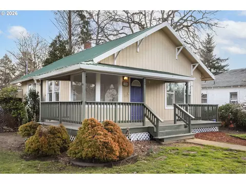 108 SE Franklin St, Camas, WA 98607