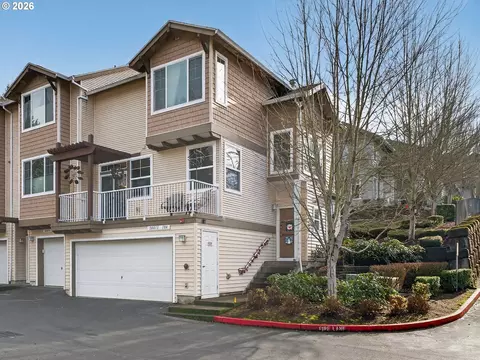 10813 SW Canterbury Ln #104, Tigard, OR 97224