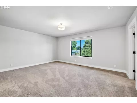 Bedroom - 503 Honeysuckle Ln, Eugene, OR 97401 photo 6 of 6