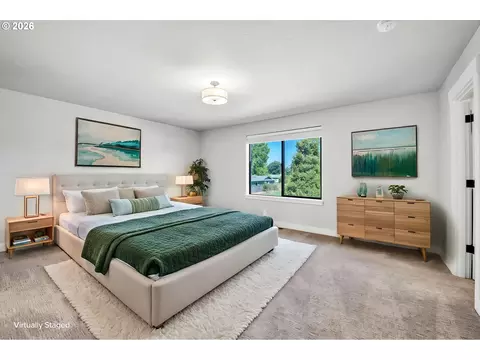 Bedroom - 503 Honeysuckle Ln, Eugene, OR 97401 photo 5 of 6