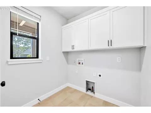 Other - 503 Honeysuckle Ln, Eugene, OR 97401 photo 1 of 7
