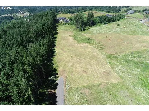 140 Yarrow Pl #3, Kalama, WA 98625