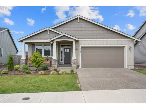 1925 N Ivy St, Canby, OR 97013