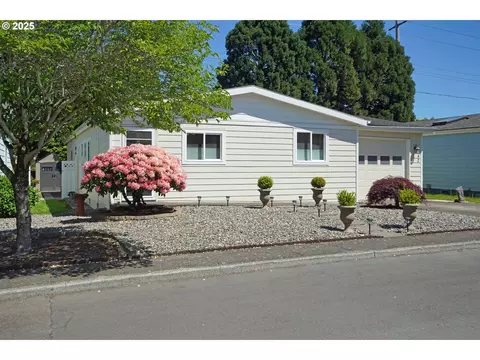 14308 NE Sandy Blvd # 42, Portland, OR 97230