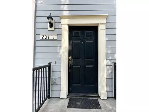 20711 NW Painted Mountain Dr, Beaverton, OR 97006