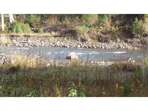 27 E32bc16001, Welches, OR 97067