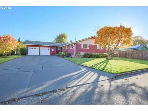 4494 Cascade Dr, Eugene, OR 97402