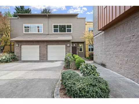 Exterior - 327 Rustic Pl #35, Eugene, OR 97401 photo 3 of 5