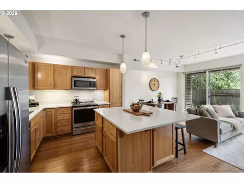 Kitchen - 327 Rustic Pl #35, Eugene, OR 97401 photo 1 of 9