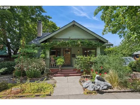 1705 SE 50th Ave, Portland, OR 97215