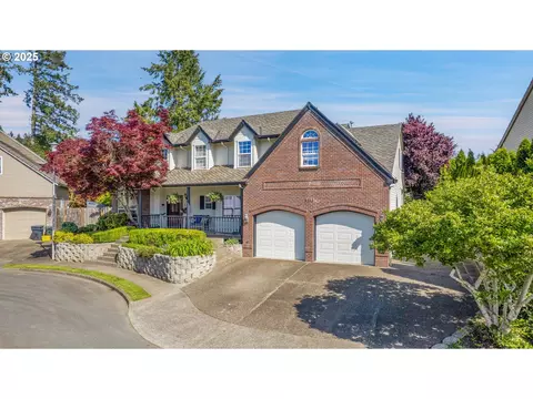 2015 NE 20th Ave, Canby, OR 97013