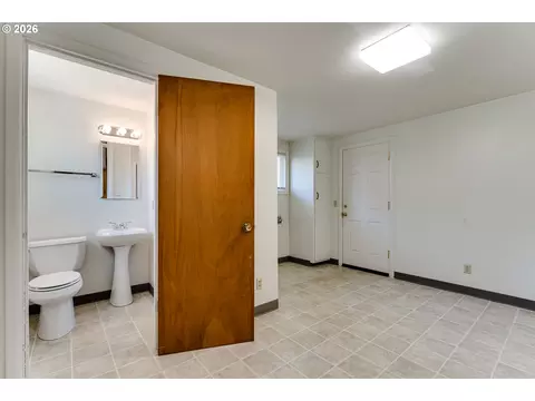 Other - 2093 Grove St, Eugene, OR 97404 photo 4 of 10