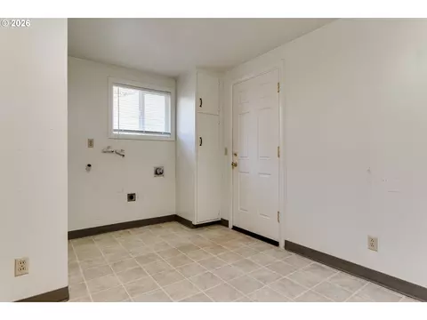 Other - 2093 Grove St, Eugene, OR 97404 photo 6 of 10