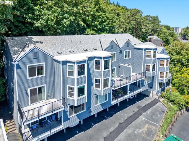 3473 SW Barbur Blvd #12, Portland, OR 97239