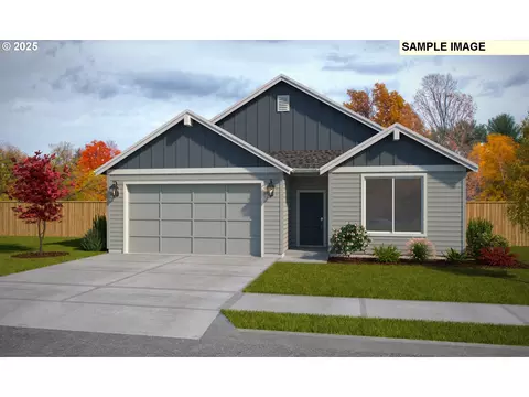 902 NE Sagebrush Dr, Estacada, OR 97023