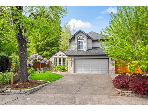 17150 SW Houston Ct, Sherwood, OR 97140