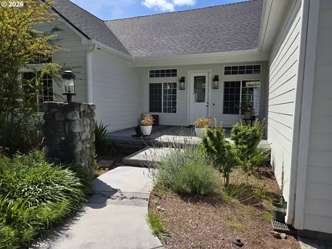 95950 N Bank Rogue River Rd, Gold Beach, OR 97444