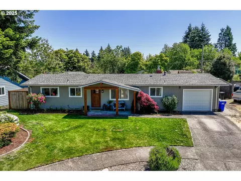 2655 Oxford Ct, Eugene, OR 97404