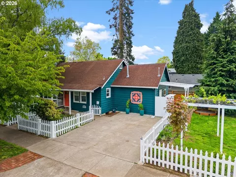 374 NEdison St, Hillsboro, OR 97124