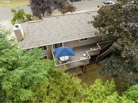 Exterior - 3377 W 25th Ave, Eugene, OR 97405 photo 10 of 10