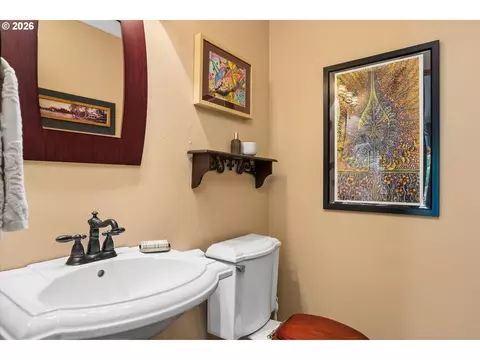 Bath - 3377 W 25th Ave, Eugene, OR 97405 photo 1 of 4