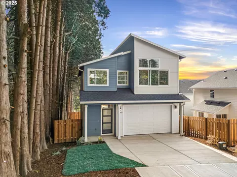 2360 NW 3rd St, Gresham, OR 97030