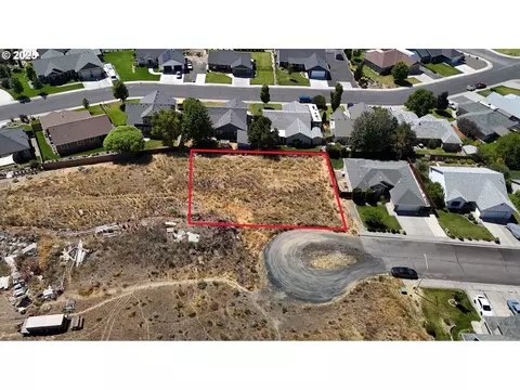 1703 SW 2nd St, Pendleton, OR 97801 photo 1