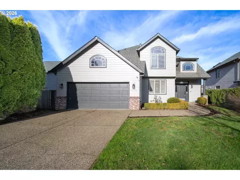 9135 SW Stono Dr, Tualatin, OR 97062