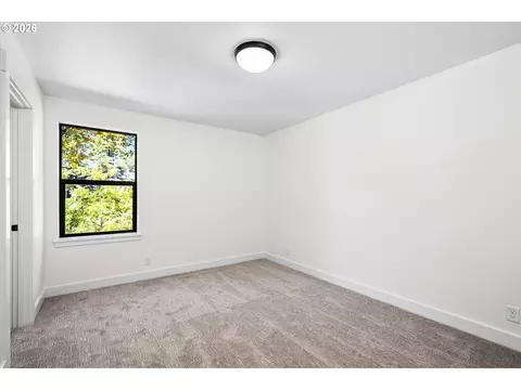 Bedroom - 1578 Cal Young Rd, Eugene, OR 97401 photo 10 of 11