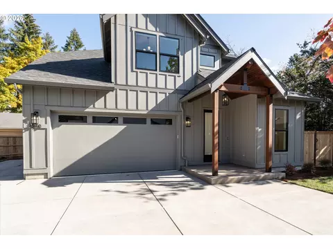Exterior - 1578 Cal Young Rd, Eugene, OR 97401 photo 2 of 5