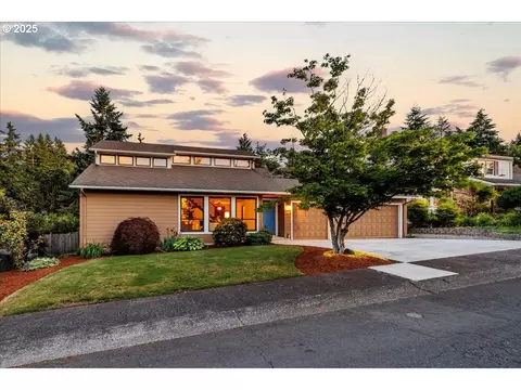 6567 Palomino Way, West Linn, OR 97068