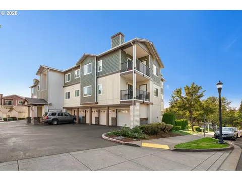 11825 NW Stone Mountain Ln #404, Portland, OR 97229