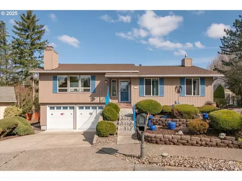 1509 NW 12th Ct, Gresham, OR 97030