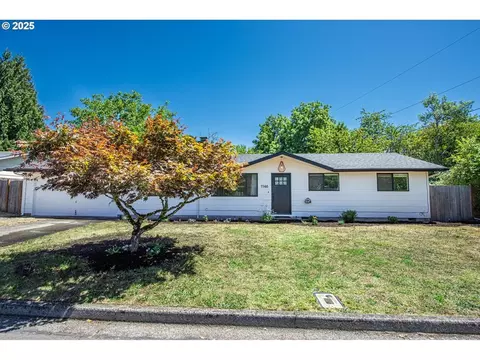 1146 Cinnamon Ave, Eugene, OR 97404