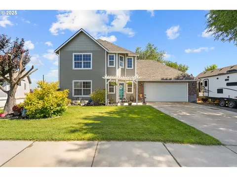1464 SW Riverhill Dr, Hermiston, OR 97838