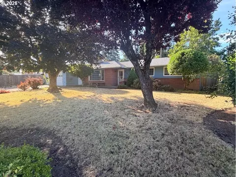 2188 SE Pine St, Hillsboro, OR 97123