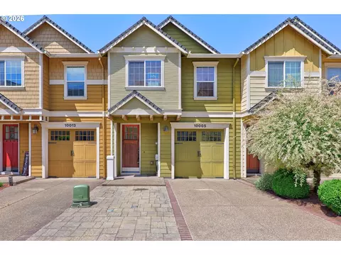 10005 SE Old Town Ct, Happy Valley, OR 97086