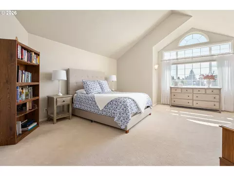 Bedroom - 1798 Duke Ct, Eugene, OR 97401 photo 2 of 7