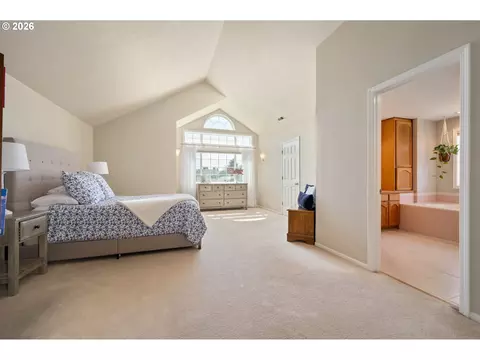 Bedroom - 1798 Duke Ct, Eugene, OR 97401 photo 1 of 7