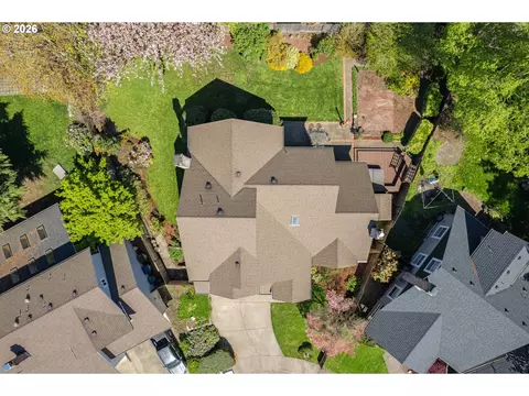 View/Area - 1798 Duke Ct, Eugene, OR 97401 photo 1 of 3