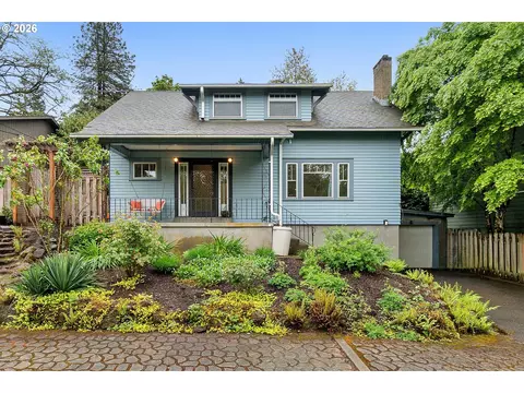 2830 SW Multnomah Blvd, Portland, OR 97219