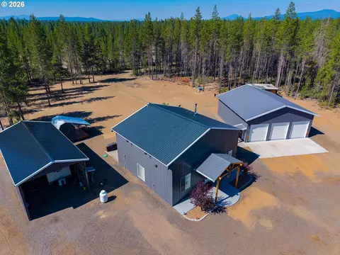 148643 Highway 97, Gilchrist, OR 97737