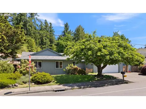 1100 Dollar St, West Linn, OR 97068