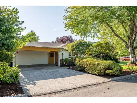 Exterior - 334 Van Duyn St, Eugene, OR 97401 photo 2 of 16