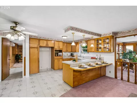 Kitchen - 334 Van Duyn St, Eugene, OR 97401 photo 4 of 4