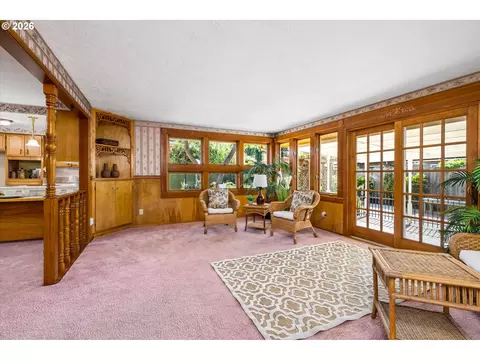 Living - 334 Van Duyn St, Eugene, OR 97401 photo 7 of 8