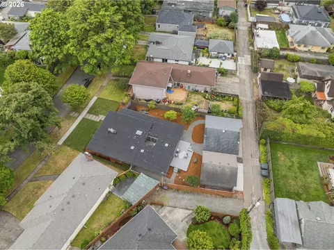 View/Area - 1745 23rd Ave, Longview, WA 98632 photo 1 of 3